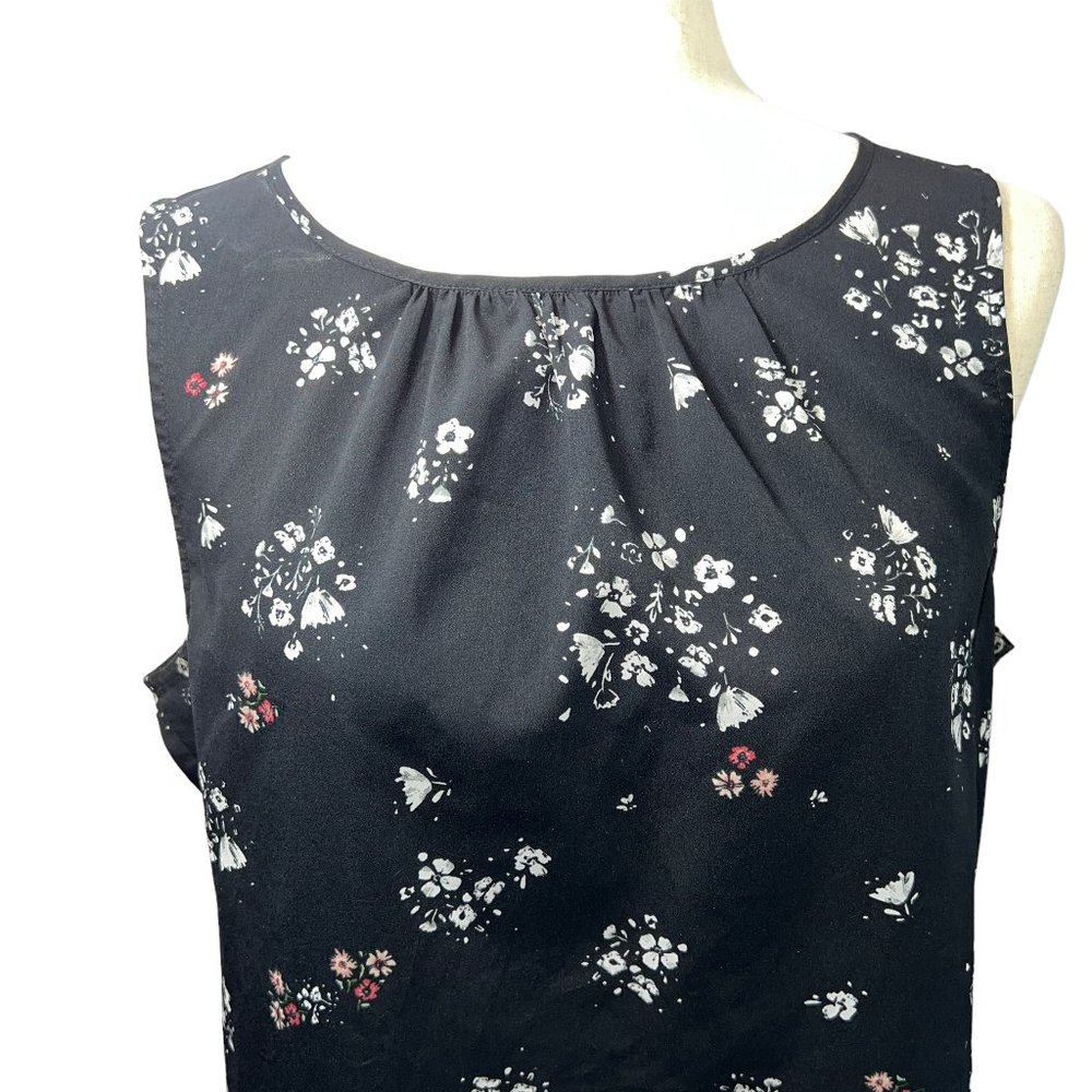 Like new CABI Misty Black Sleeveless Floral Tunic Style 5388 Top Size Me… - Picture 7 of 10